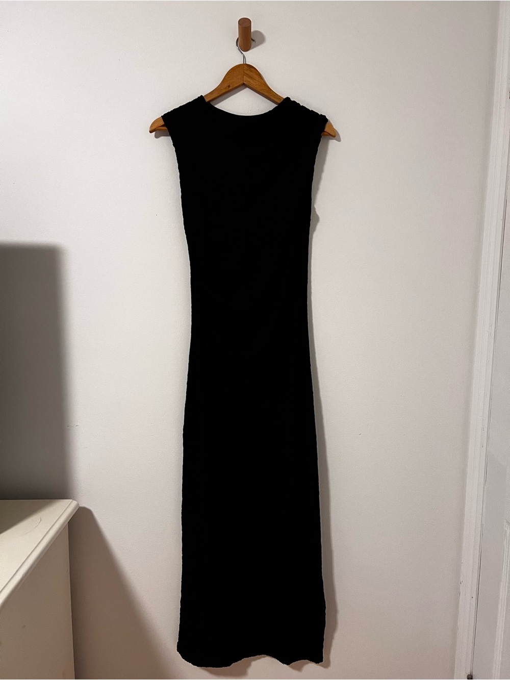 H&M Black Sleeveless Maxi Dress